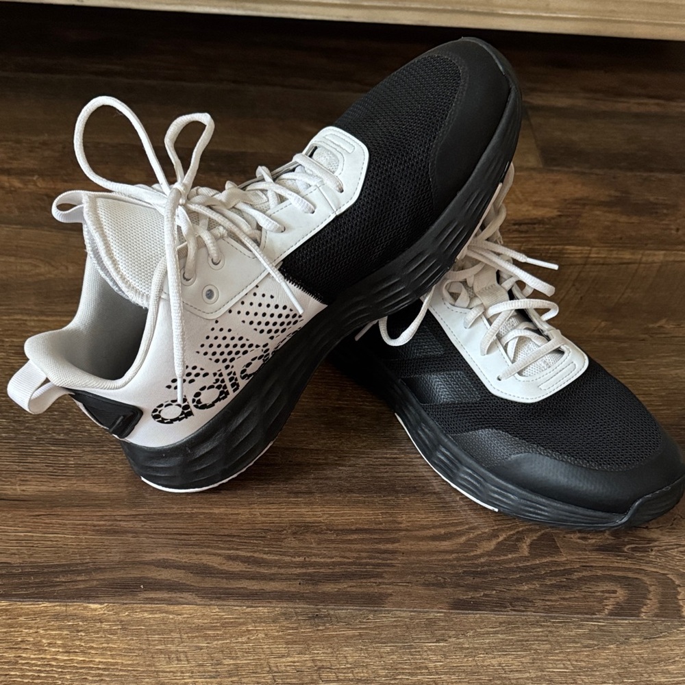 Adidas Men's Black and White OwnTheGame Lightmotion basketball Sneakers
